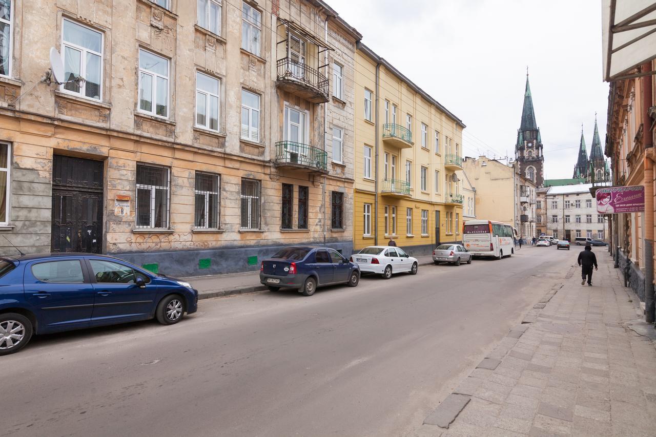 Austrian Apartments Leopolli Near Railway Station Lviv Buitenkant foto